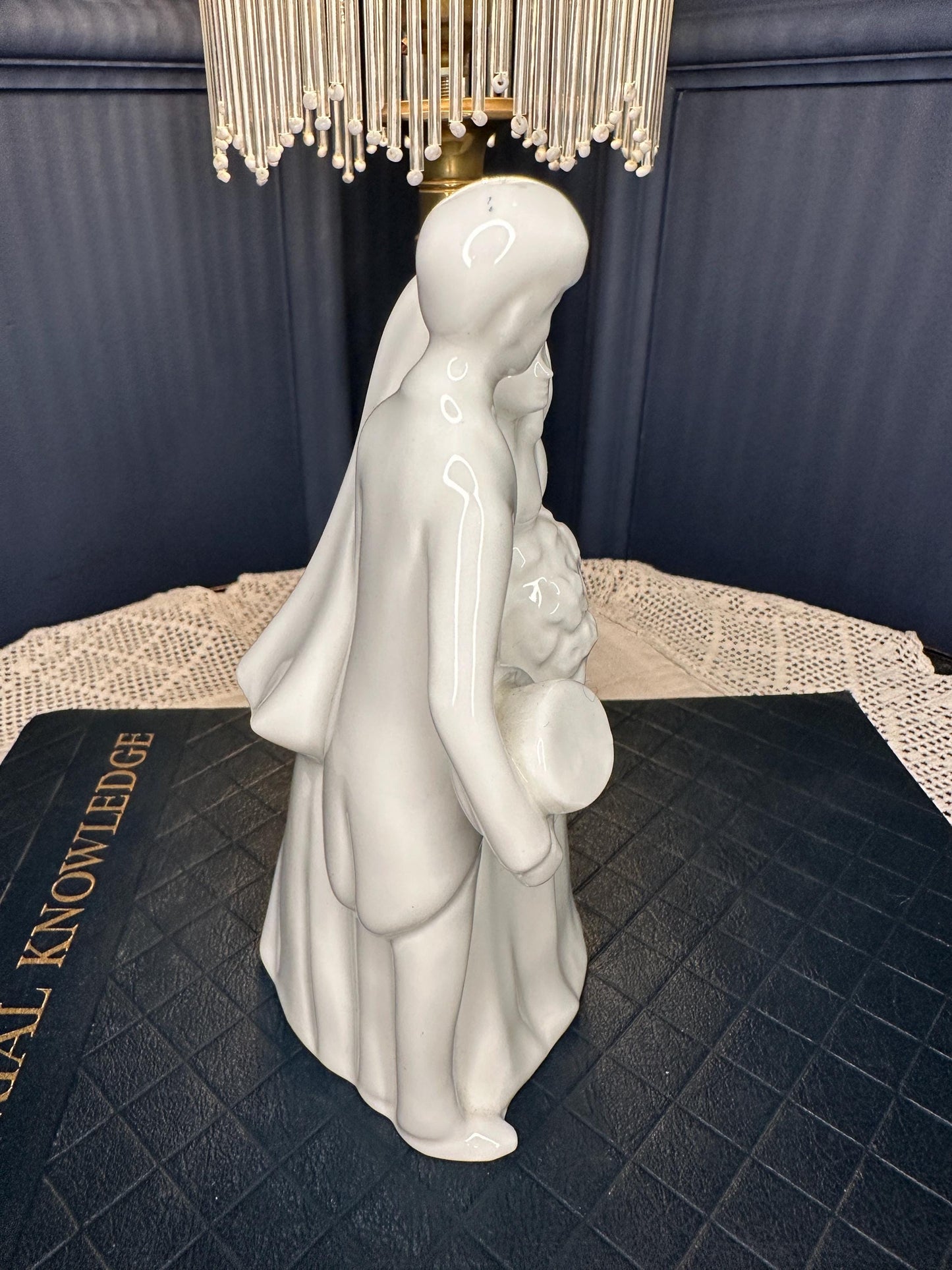 Royal Doulton Bride and Groom HN 3281 Figurine Wedding Cake Topper Vintage Bone China Couple Romantic Gift