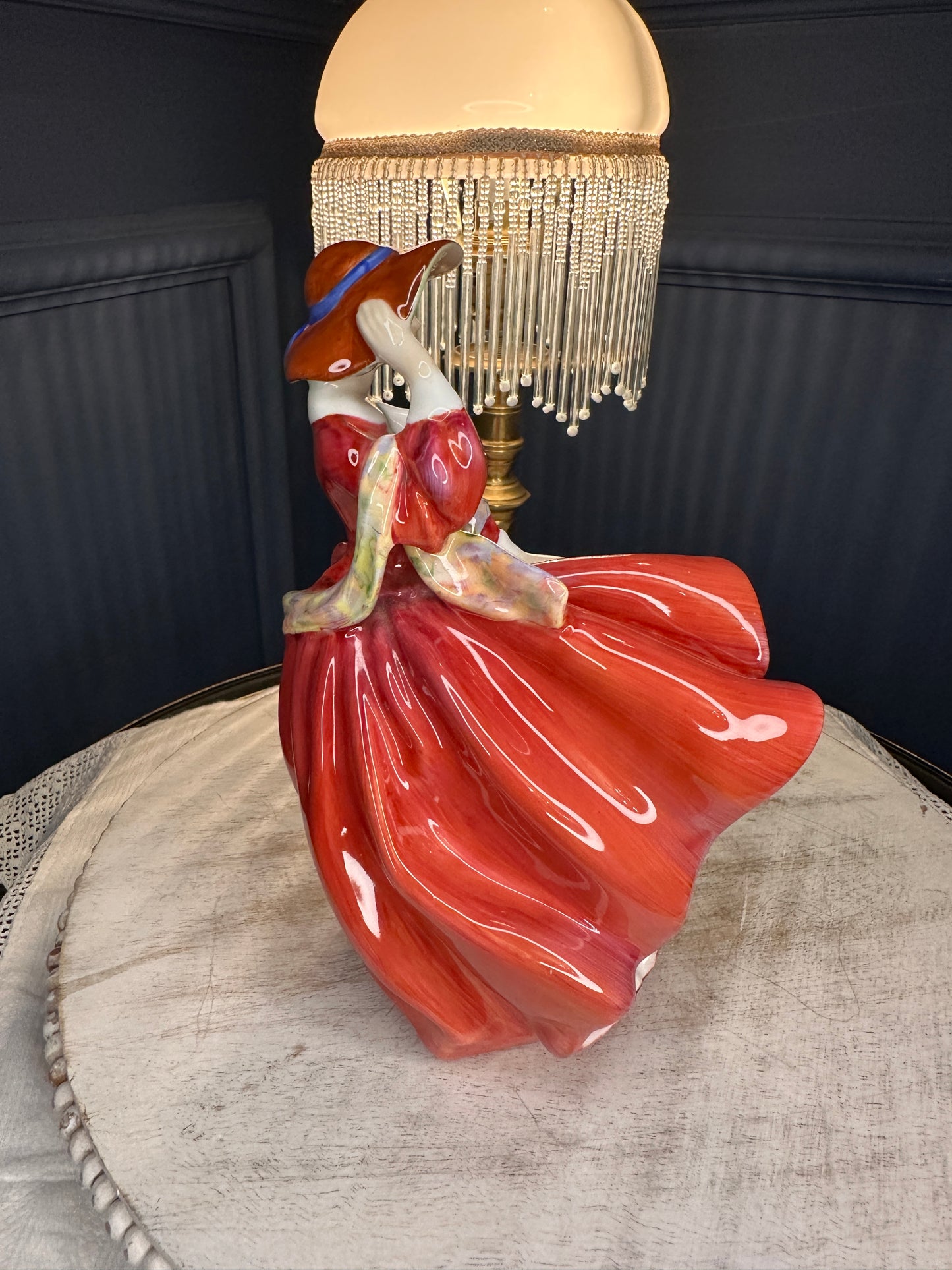 Royal Doulton Figurine “Top o’ the Hill” HN 1834 – Vintage English Porcelain Lady (1937)
