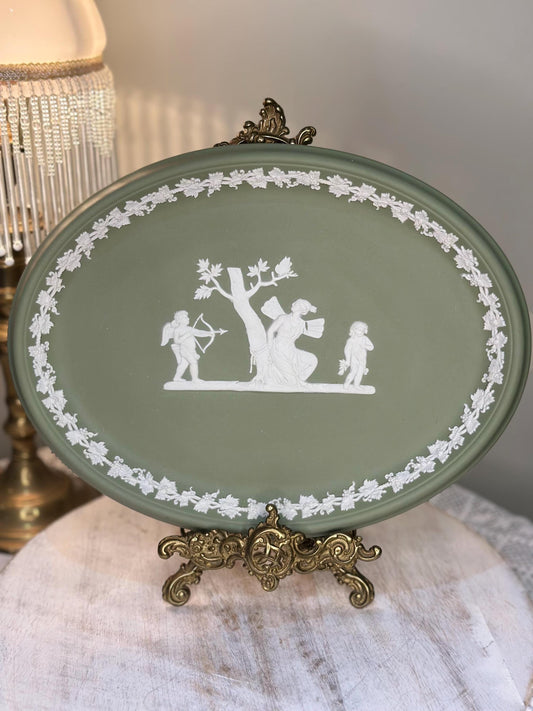 Vintage Wedgwood Jasperware Oval Tray – Sage Green Bas-Relief Cherub Scene – Made in England – Classical Motif – Collector Home Décor