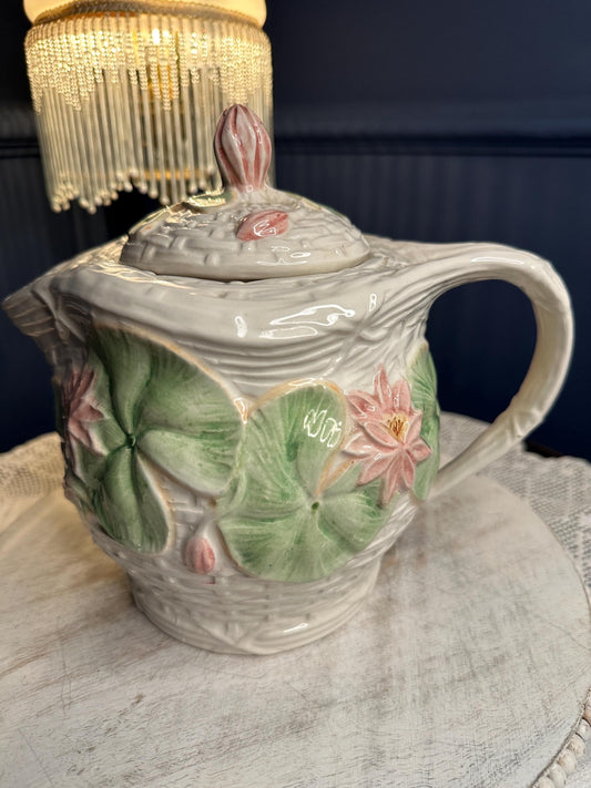 Vintage Ceramic Water Lily Teapot – Large 10” Floral Basket-Weave Teapot, Cottagecore Decor, Shabby Chic Kitchen, Collectible Pottery