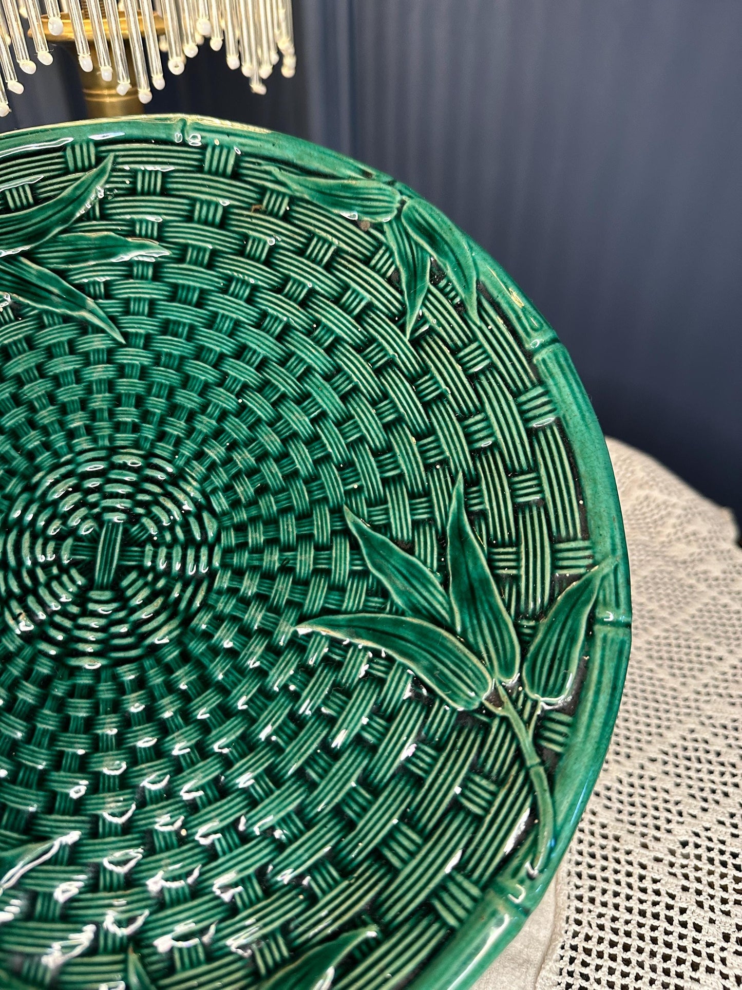 Vintage Green Majolica Pedestal Serving Dish, Basketweave Plate with Leaf Detail, Cake Stand, Centrepiece Display