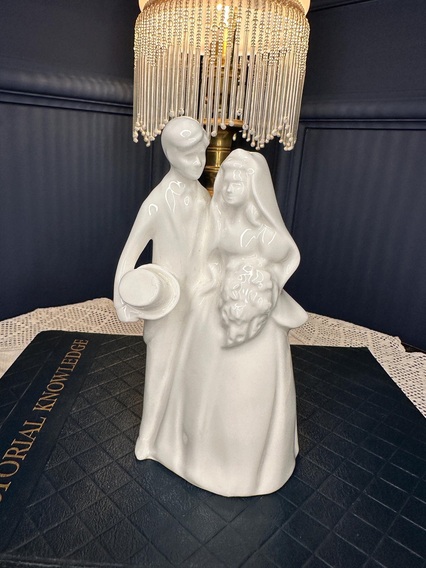 Royal Doulton Bride and Groom HN 3281 Figurine Wedding Cake Topper Vintage Bone China Couple Romantic Gift